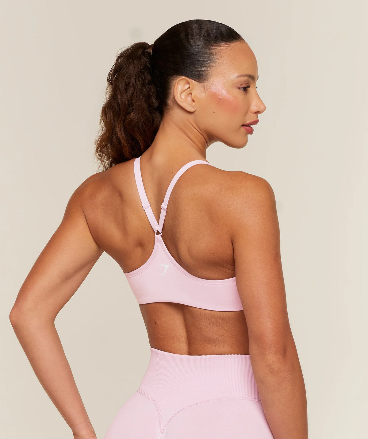 Relay Seamless Light Support Sports Bra