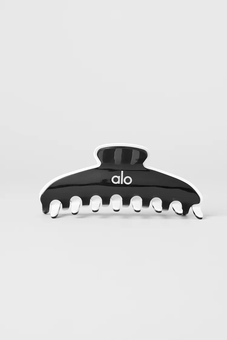 Outline Claw Clip