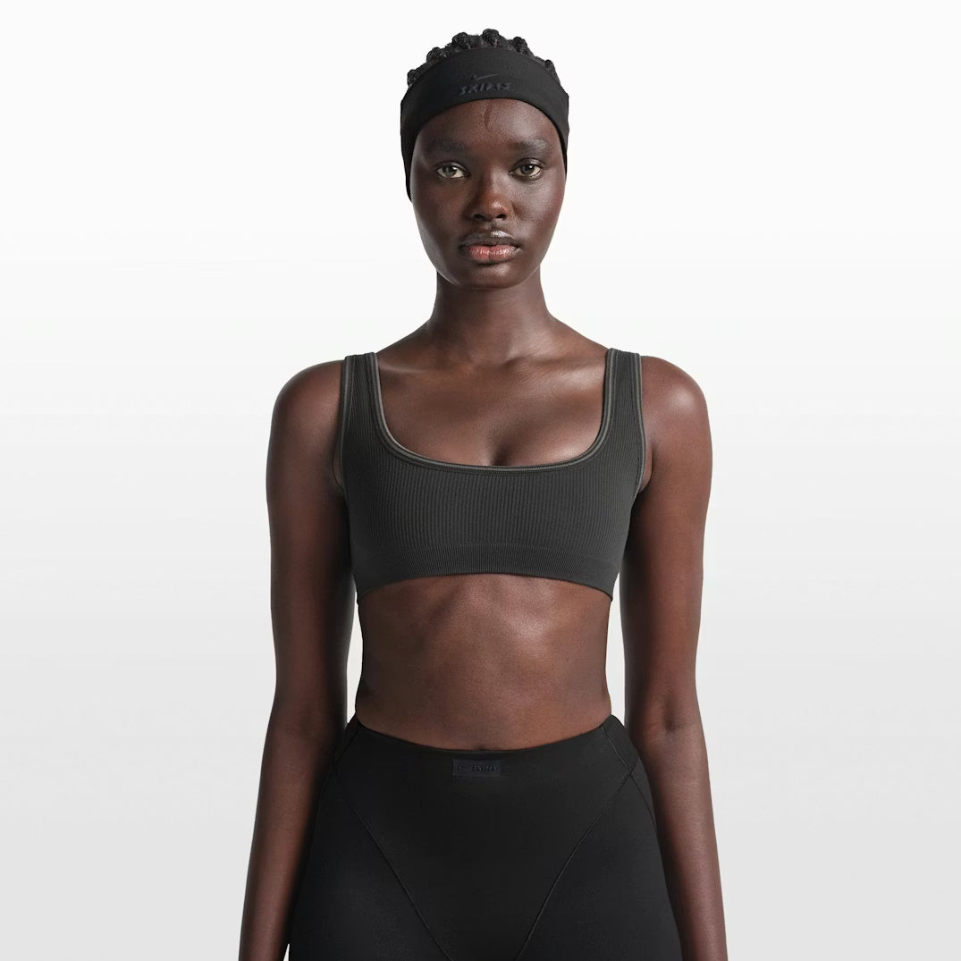 Ribbed Seamless Micro Scoop Bra