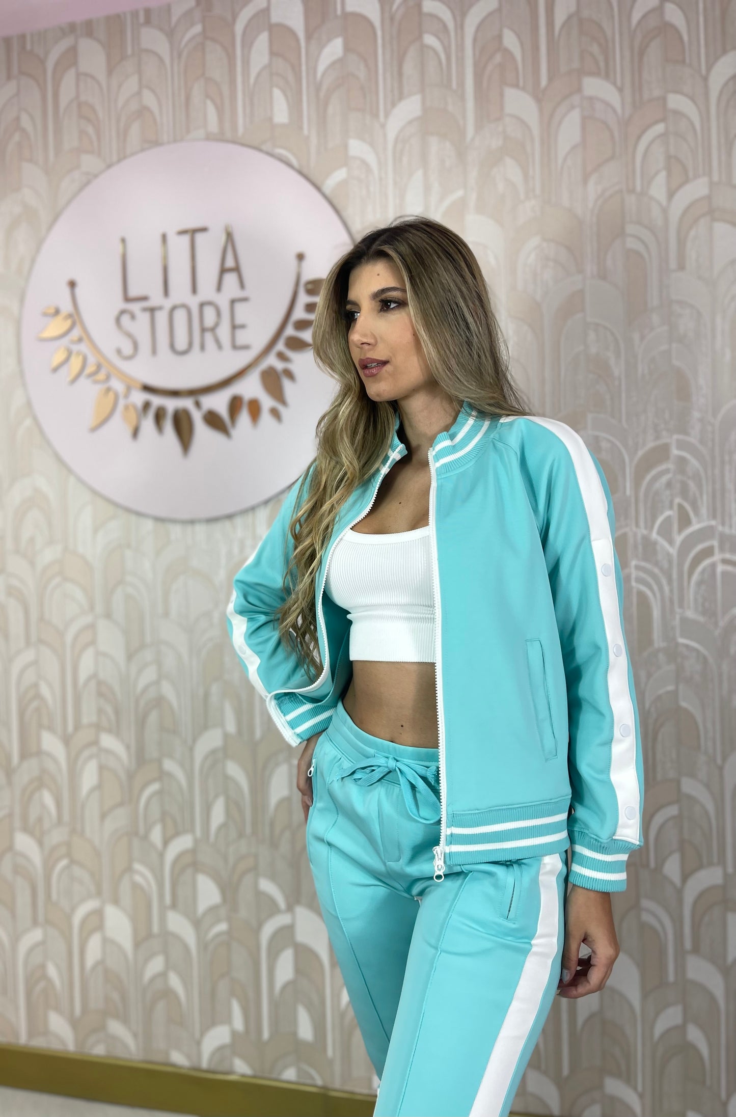 Set Jogger y Chaqueta