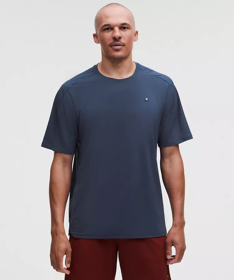 UV-Protective Mesh Panelled Tennis Shirt