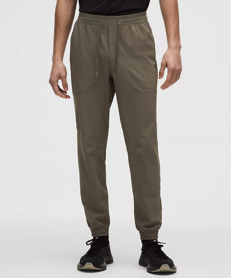 License to Train Textured Jogger*Regular