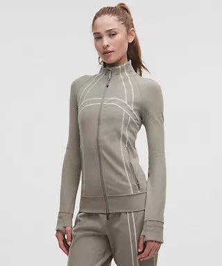 Define Track Jacket *Luon
