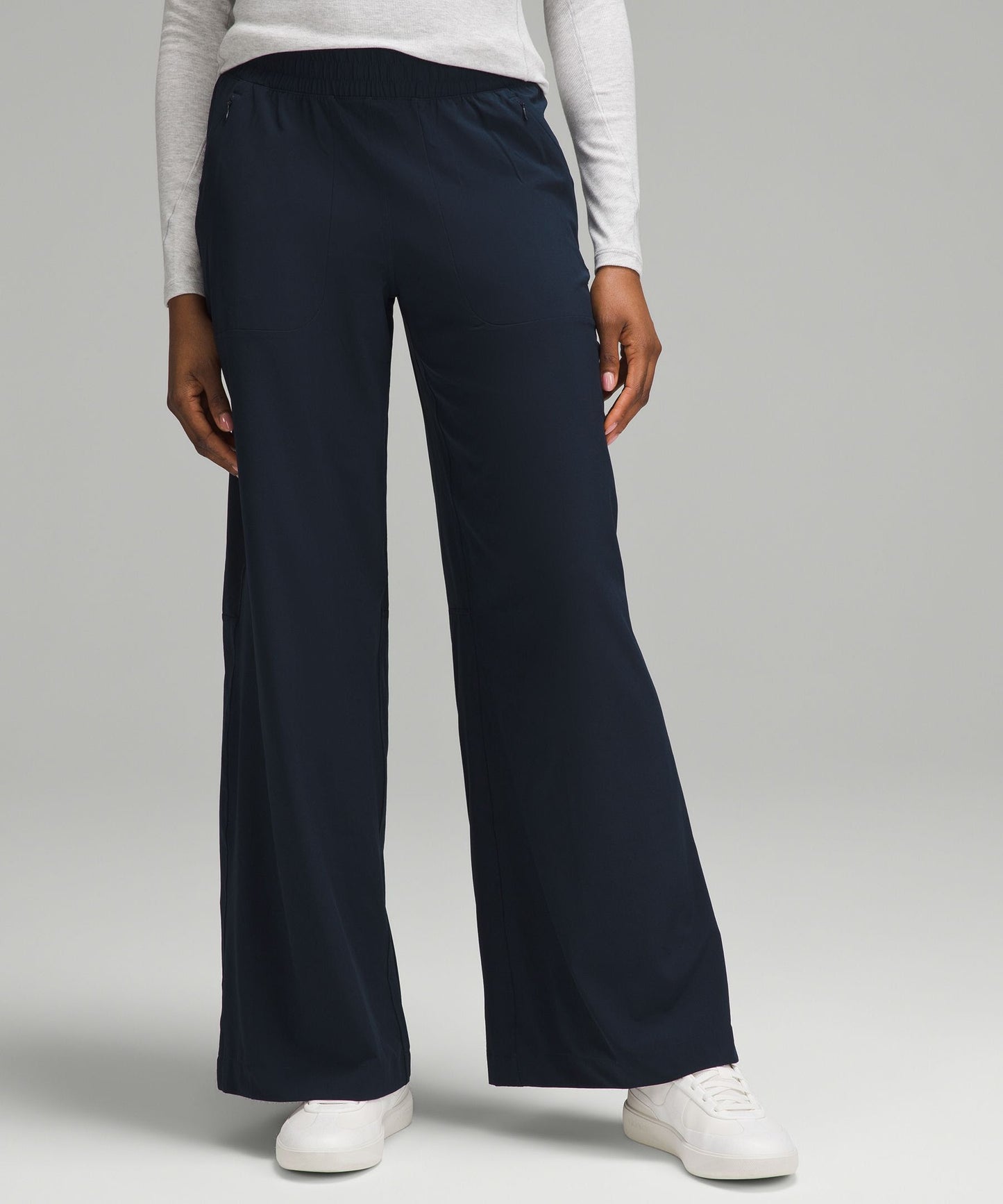 Swift Mid-Rise Wide-Leg Pant