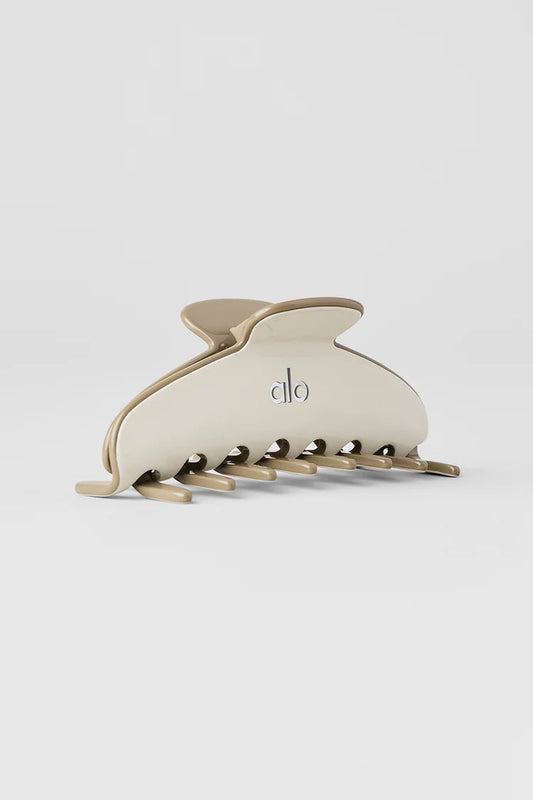 Outline Claw Clip