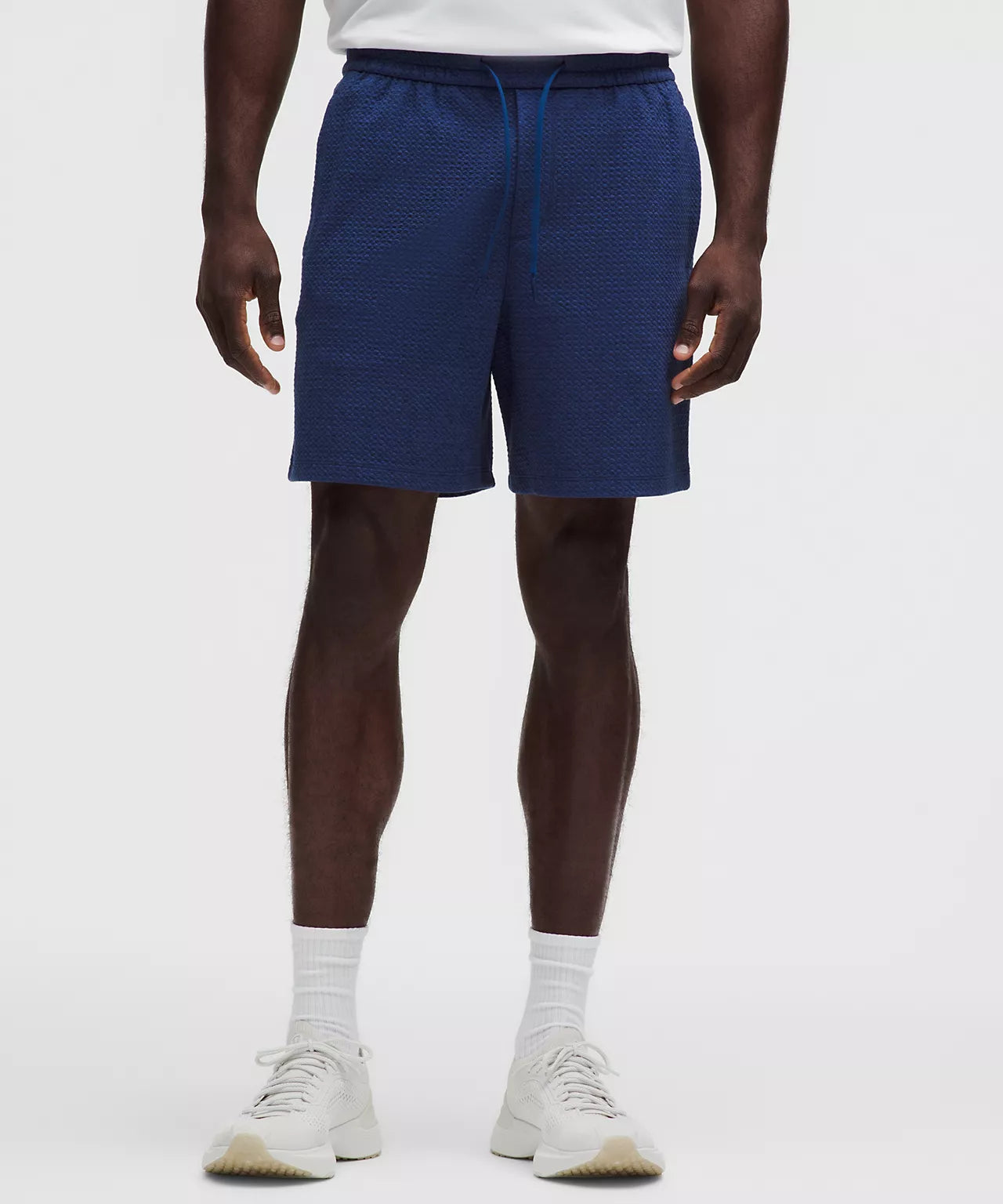 Textured Double-Knit Cotton Short 7"