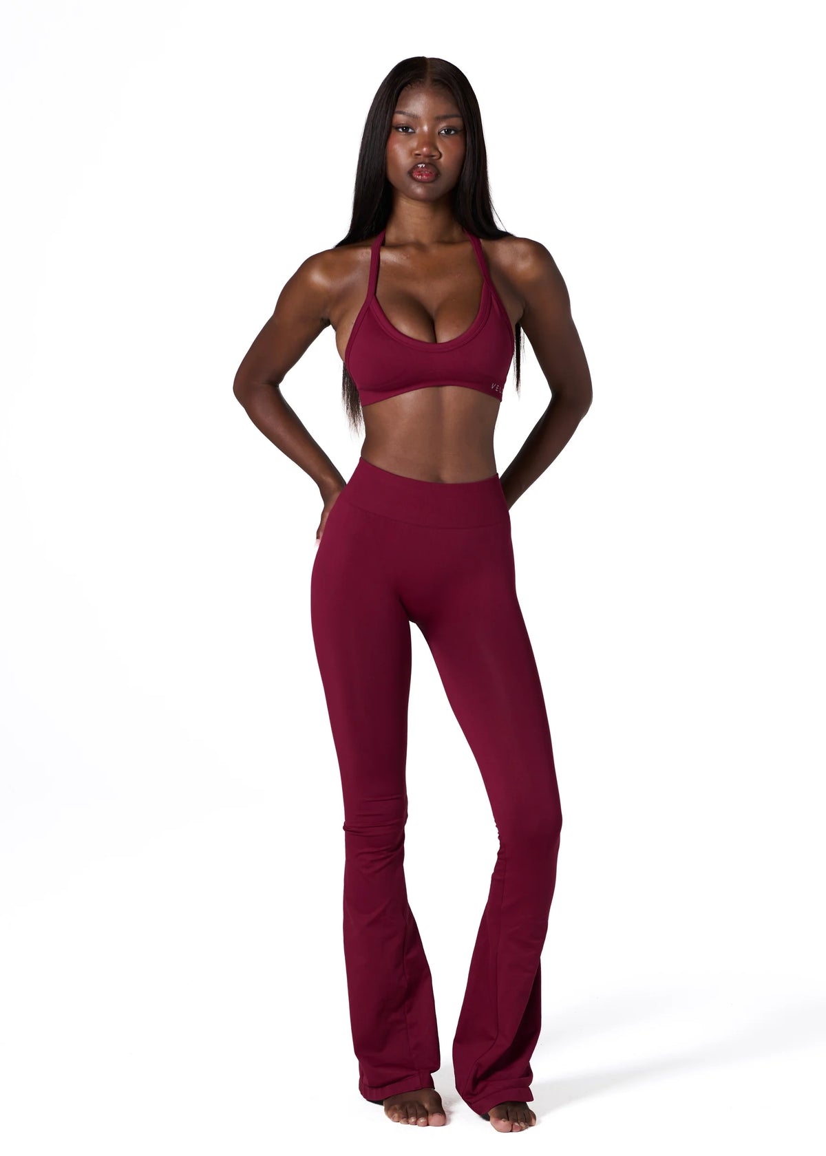 Set Silhouette Halter Flares
