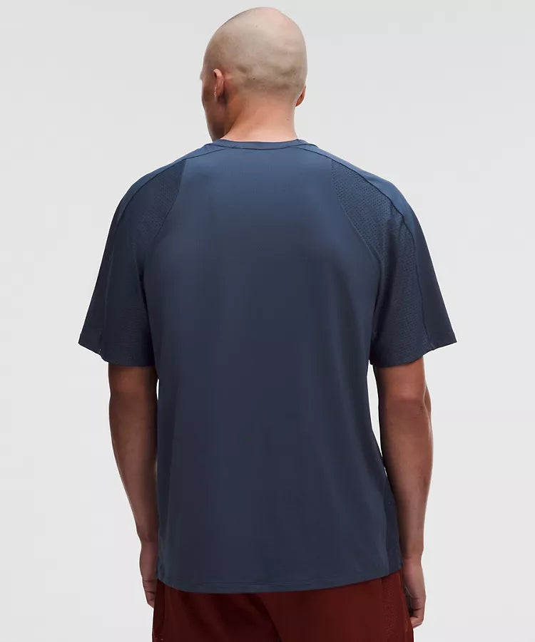 UV-Protective Mesh Panelled Tennis Shirt