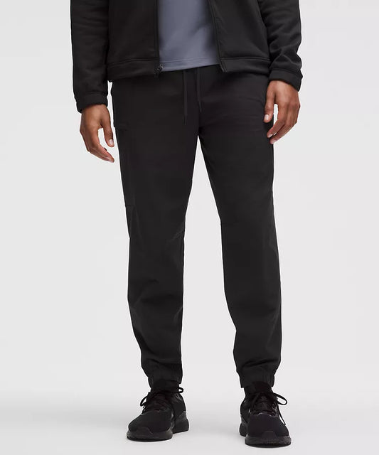Zeroed In Classic-Fit Cargo Jogger *Regular