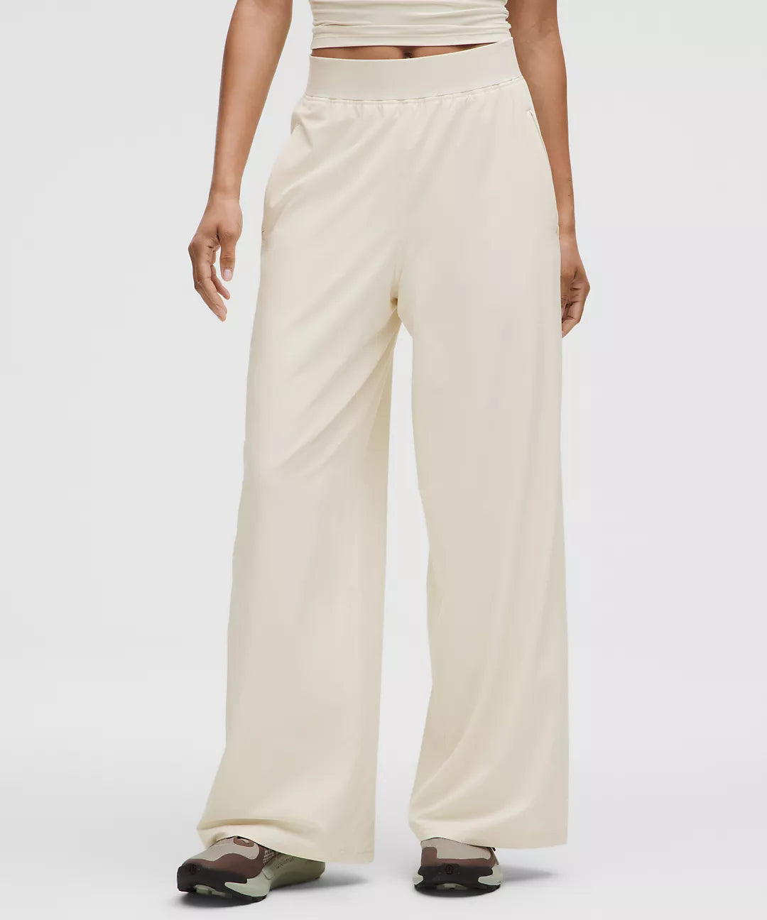 Swift High-Rise Wide-Leg Pant *Logo Waistband
