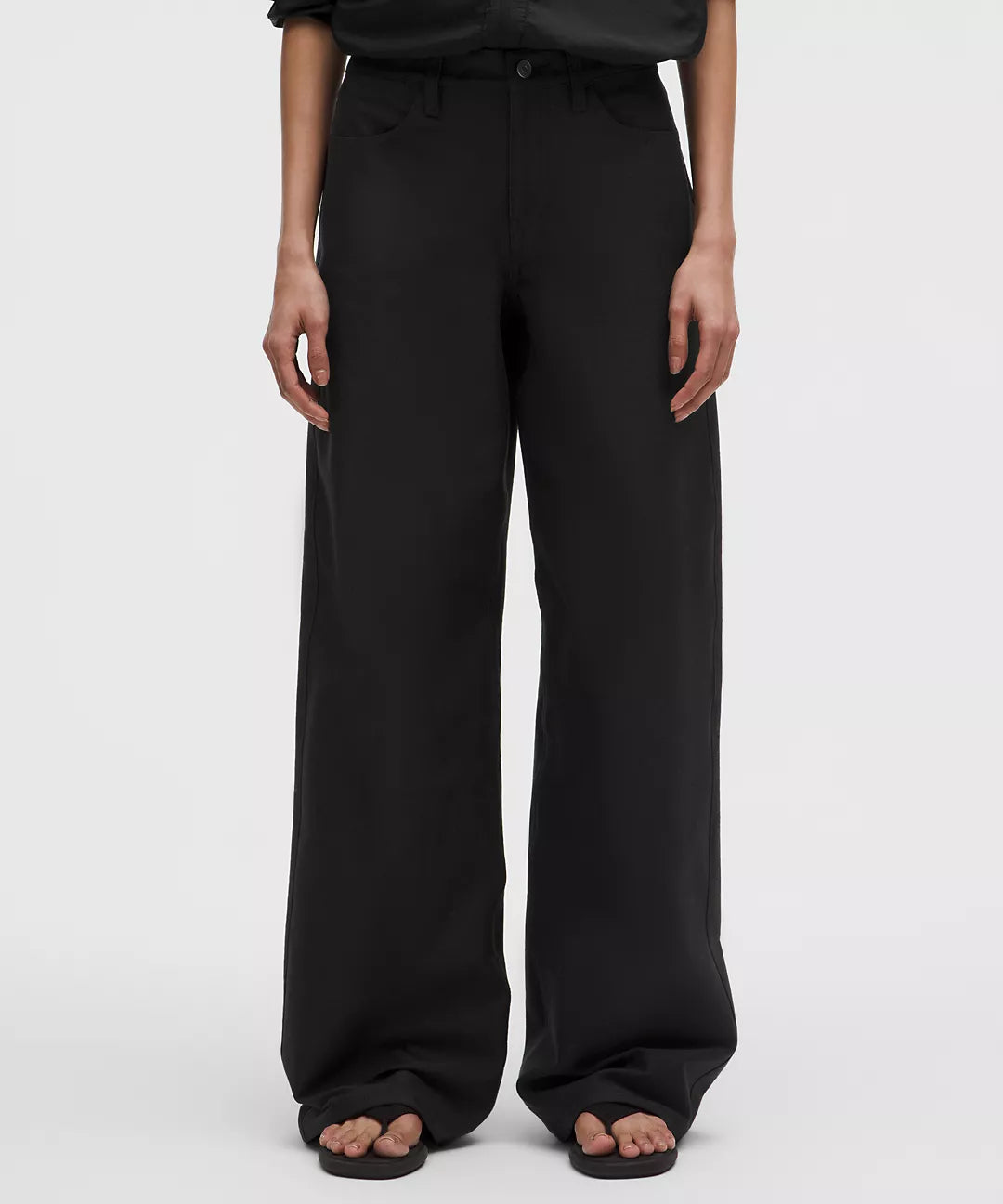 EasyFive Low-Rise Classic Wide-Leg Pant *Short