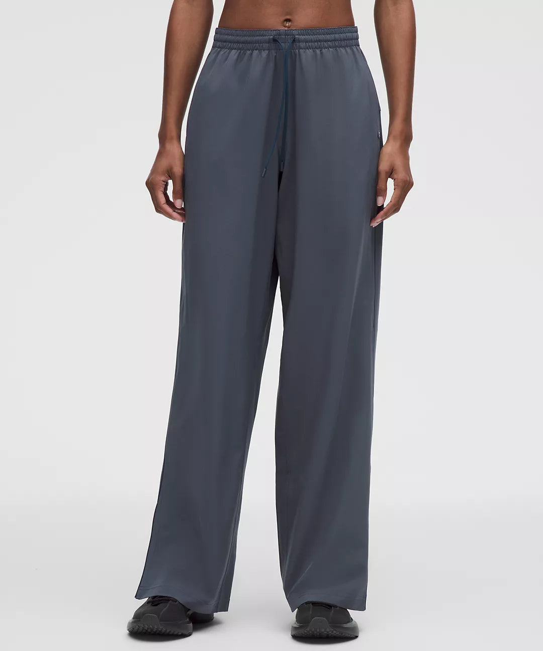 Court Rival Wide-Leg Track Pant *Regular