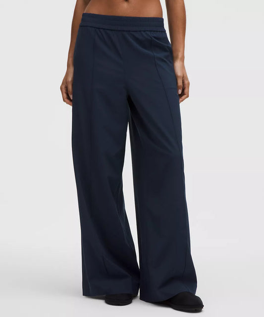 Breezily Mid-Rise Pant *Short