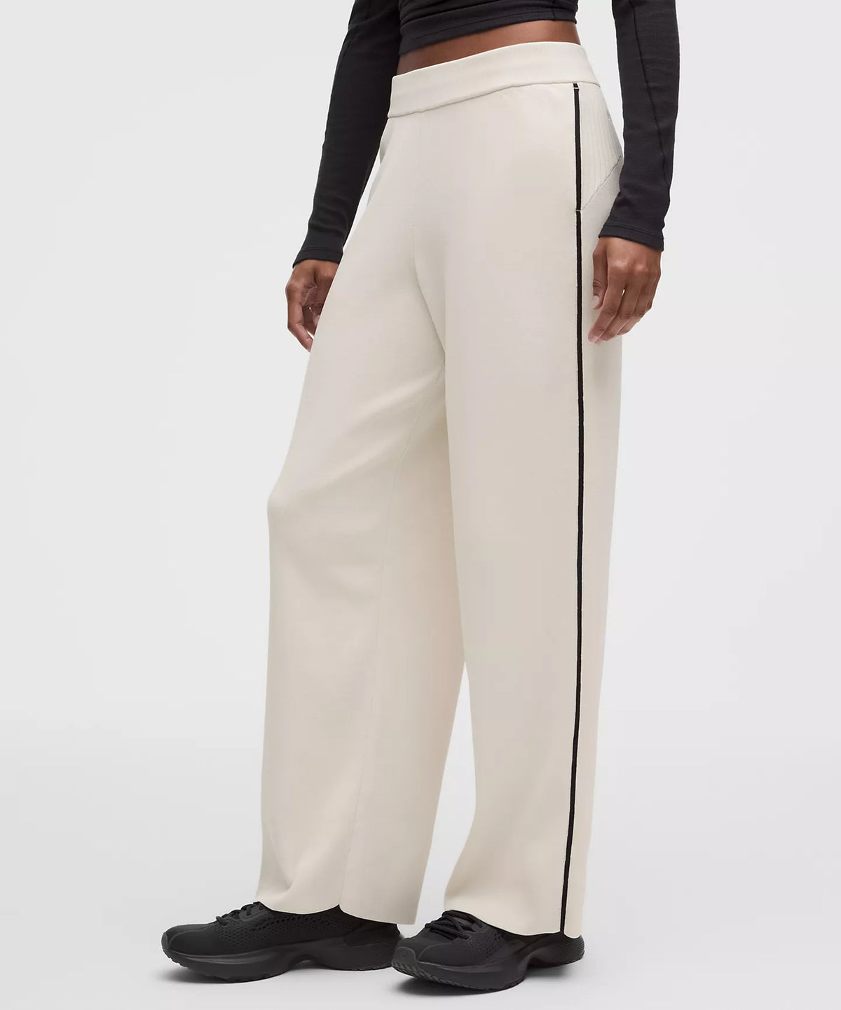Soft Knit Mid-Rise Pant