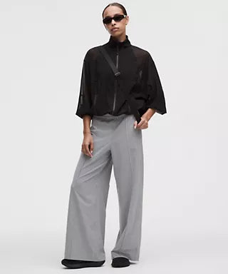 Breezily Mid-Rise Pant *Short