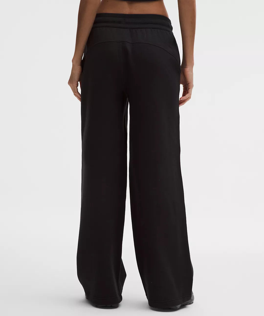 Scuba Mid-Rise Wide-Leg Pant *Short