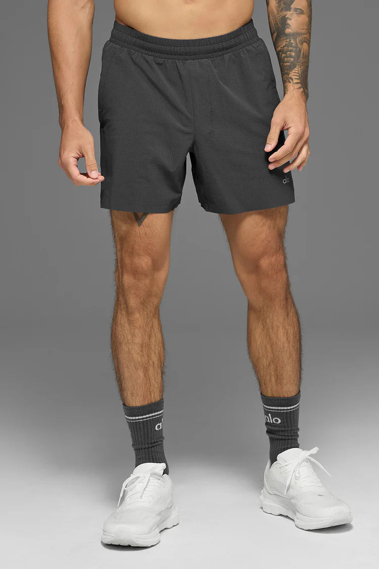 5" Traction Running Short