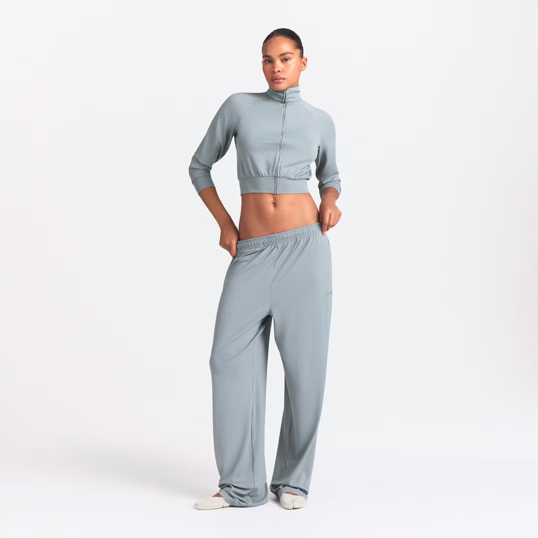 Airy Wide Leg Pant