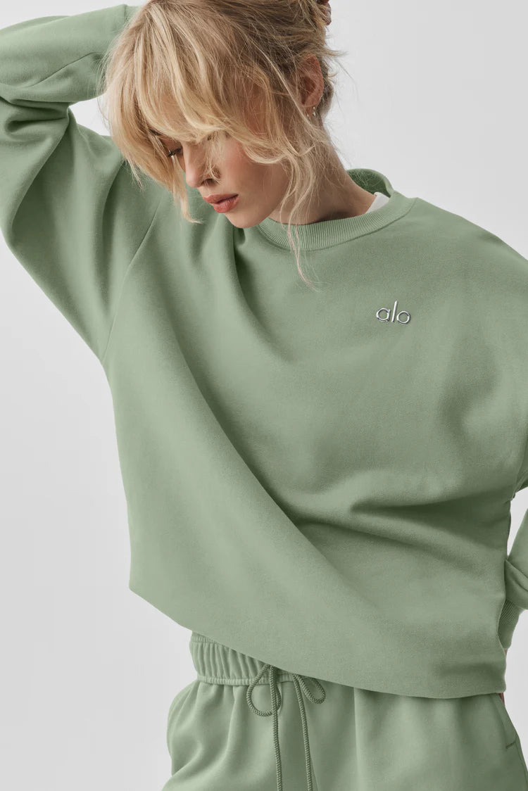 Accolade Crew Neck Pullover
