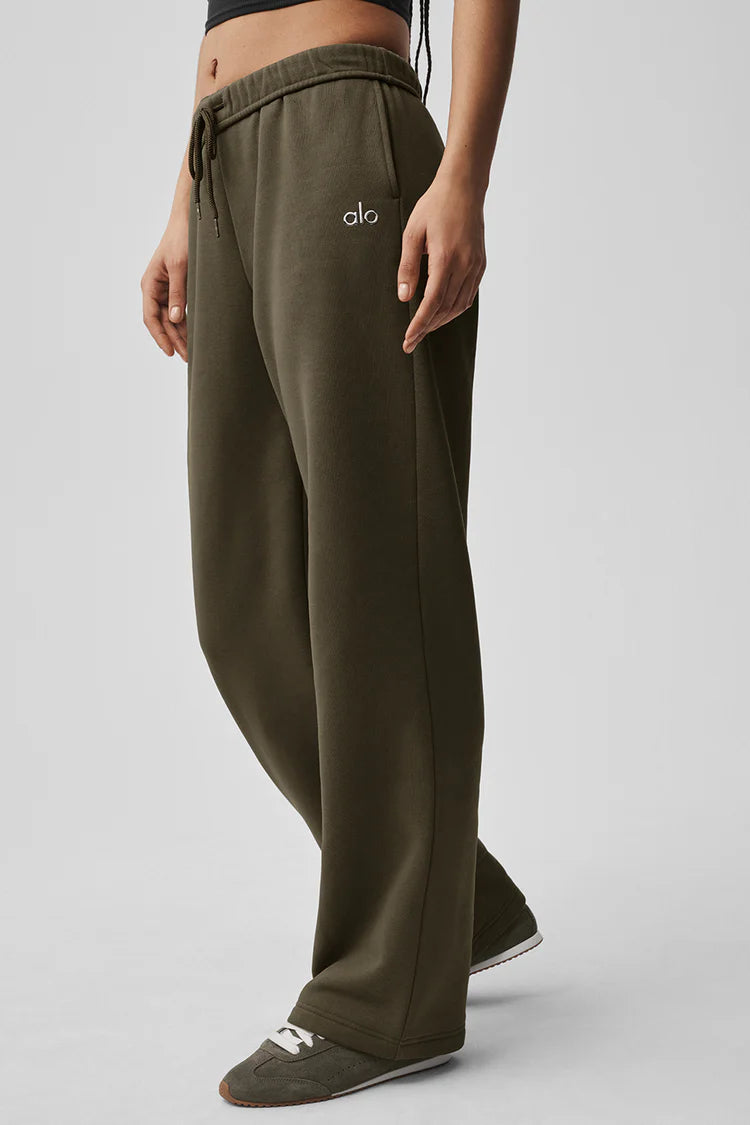 Accolade Straight Leg Sweatpant