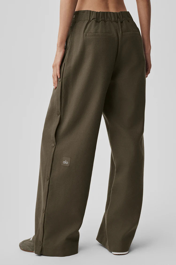 Mid-Rise Cosmopolitan Snap Pant