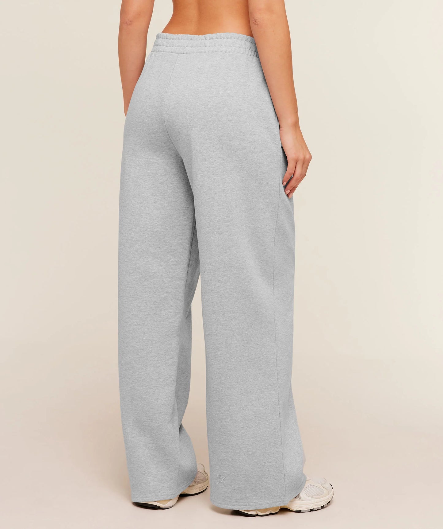 Set tres Piezas Script Embroidery Oversized Zip Through
